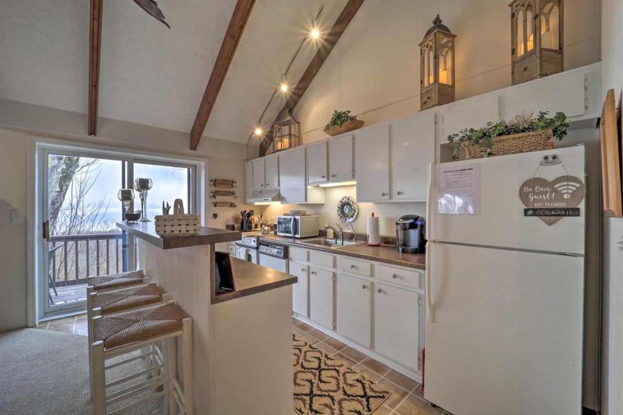 Beautiful Beech Mountain Condo With Private Balcony! 외부 사진