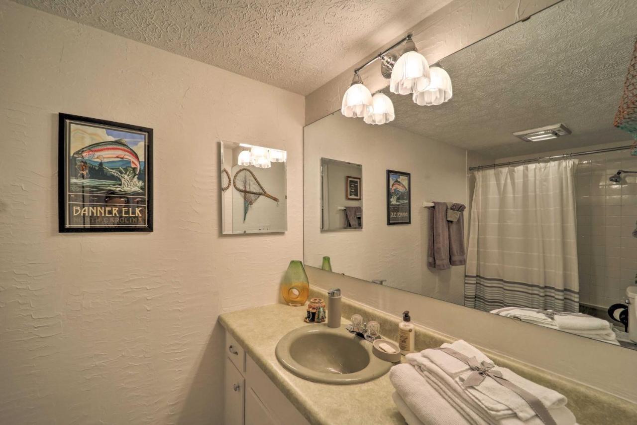 Beautiful Beech Mountain Condo With Private Balcony! 외부 사진