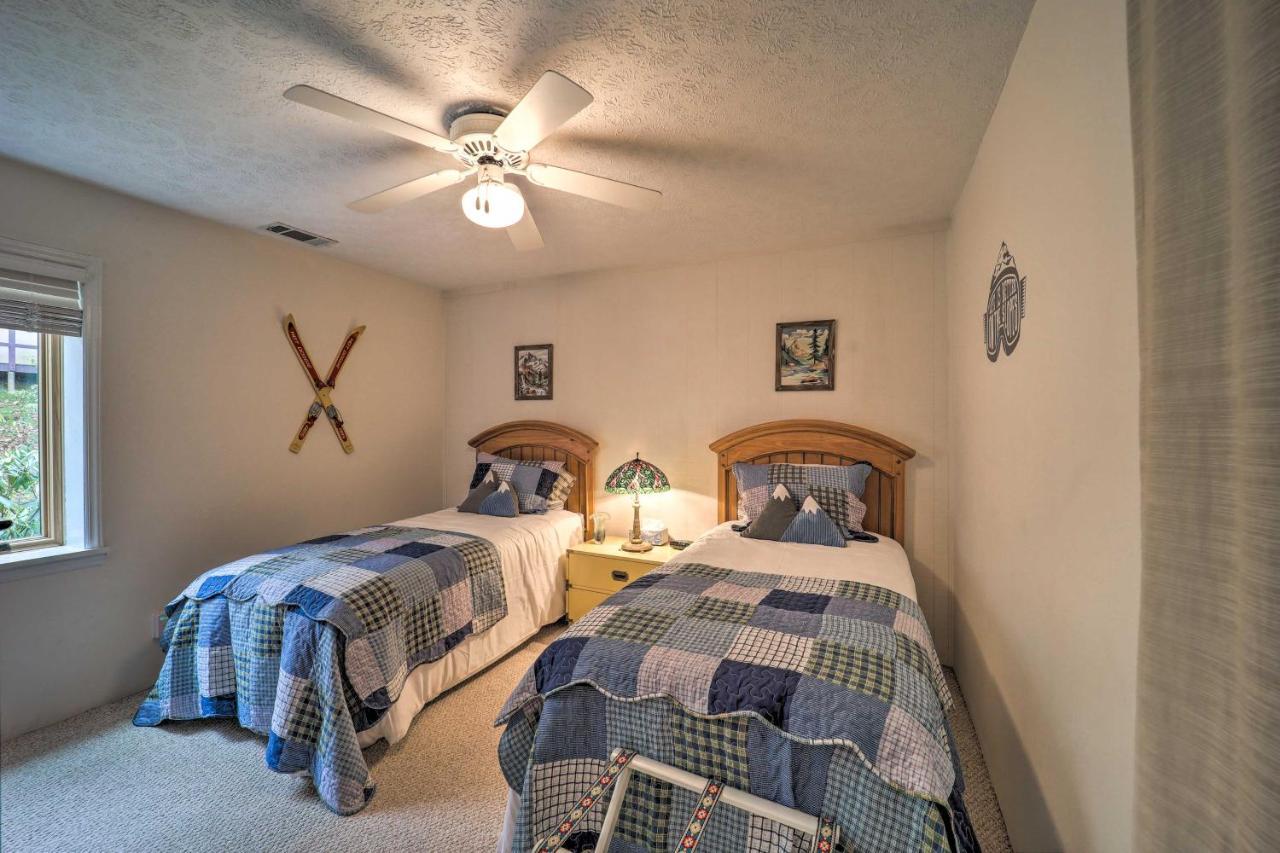 Beautiful Beech Mountain Condo With Private Balcony! 외부 사진