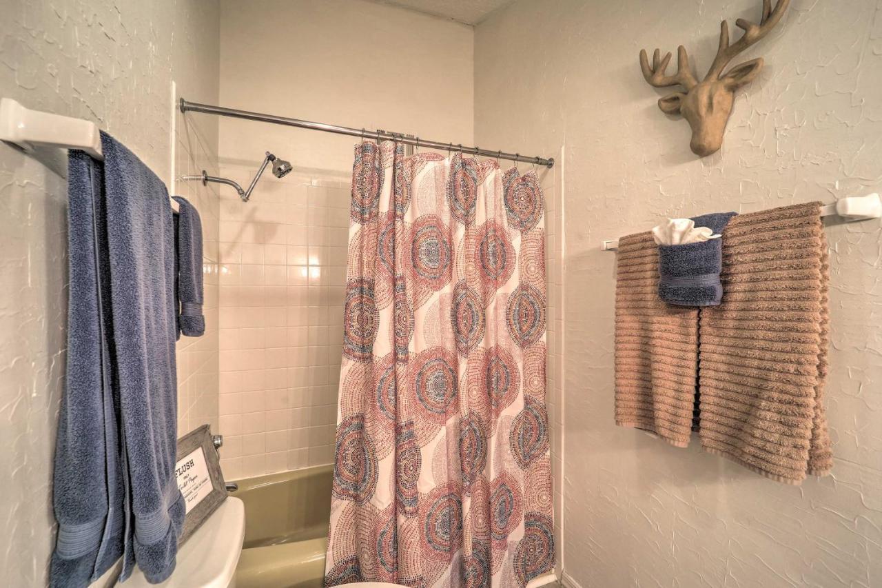 Beautiful Beech Mountain Condo With Private Balcony! 외부 사진